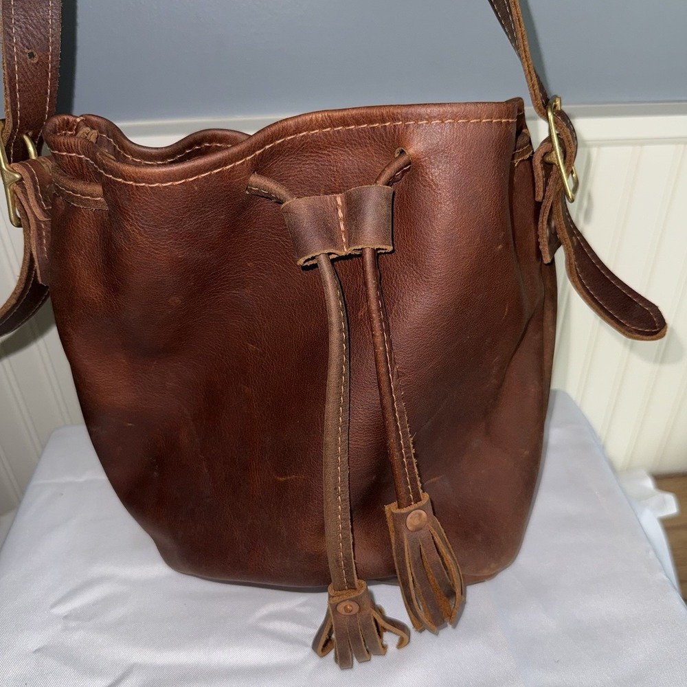 KMM & CO ENGLISH TAN BROWN DUBLIN LEATHER DRAWSTRING BUCKET SHOULDER BAG PURSE
